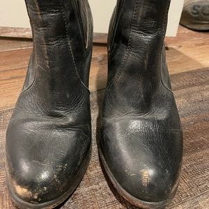 Size 8 distressed Freebird Booties